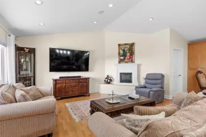 Basement Recreation Room Photo of 875 Greenwood Road, West Vancouver, BC