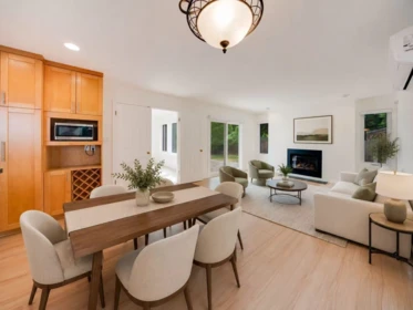 Breakfast Nook Photo of 2333 150b Street, Surrey, BC