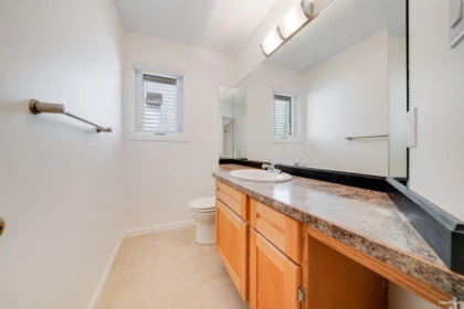 Mudroom Photo of 2333 150b Street, Surrey, BC