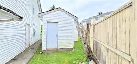 13310 88a Avenue, Surrey, BC, Surrey — Single Family Residence for sale