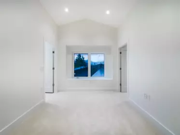 Basement Recreation Room Photo of 2 2339 Parker Street, Vancouver, BC