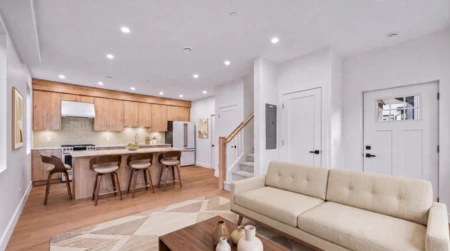 2 2339 Parker Street, Vancouver, BC, Vancouver — Half Duplex for sale