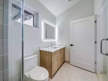 Mudroom Photo of 2 2339 Parker Street, Vancouver, BC
