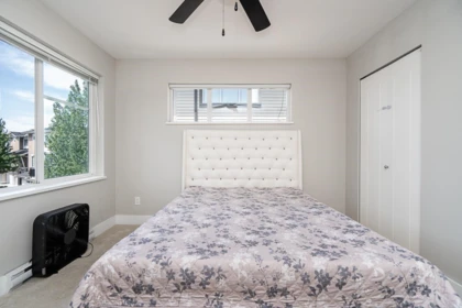 Guest Bathroom Photo of 68 19433 68 Avenue, Surrey, BC