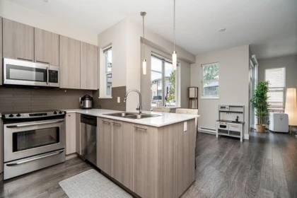 Walk-In Closet Photo of 68 19433 68 Avenue, Surrey, BC