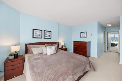 Powder Room Photo of 1505 1235 Quayside Drive, New Westminster, BC
