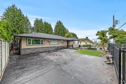 1360 Everall Street, White Rock, BC, White Rock — Single Family Residence for sale