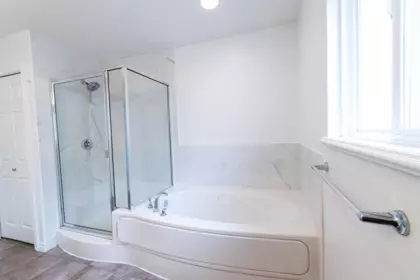 Primary Bathroom Photo of 1154 Amazon Street, Port Coquitlam, BC