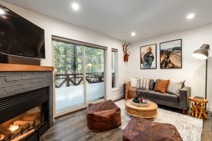 113 3070 Hillcrest Drive, Whistler, BC, Whistler — Townhouse for sale