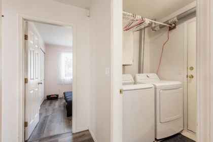 Office / Den Photo of 5728 Trail Avenue, Sechelt, BC