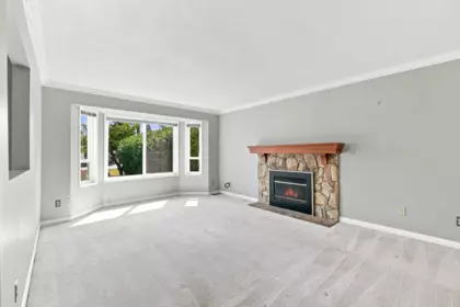 Breakfast Nook Photo of 20161 Ospring Street, Maple Ridge, BC