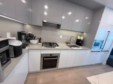 Kitchen Island Photo of 2510 4711 Hazel Street, Burnaby, BC