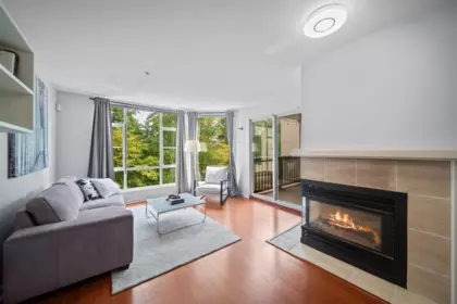 401 22233 River Road, Maple Ridge, BC, Maple Ridge — Apartment/Condo for sale