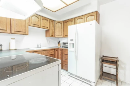 Kitchen Island Photo of 987 Howie Avenue, Coquitlam, BC