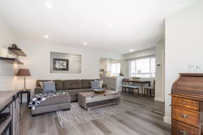 Kitchen Photo of 15669 20 Avenue, Surrey, BC