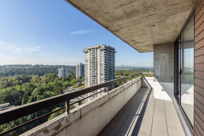 1906 3771 Bartlett Court, Burnaby, BC, Burnaby — Apartment/Condo for sale