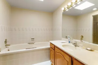 Guest Bathroom Photo of 313 15300 17 Avenue, Surrey, BC