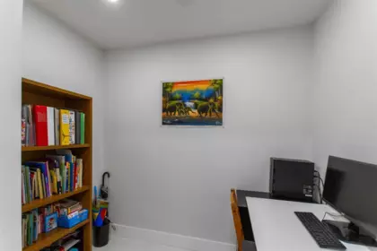 Mudroom Photo of 313 15300 17 Avenue, Surrey, BC