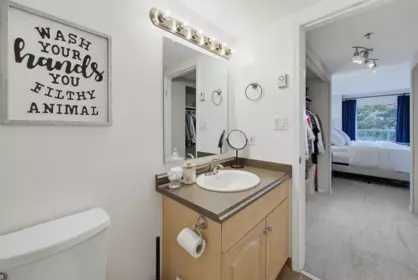 Hallway Photo of 204 3150 Gladwin Road, Abbotsford, BC