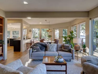 Breakfast Nook Photo of 9291 Truman Road, Halfmoon Bay, BC