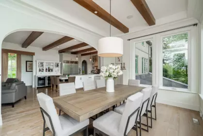 Kitchen Island Photo of 20347 2 Avenue, Langley, BC