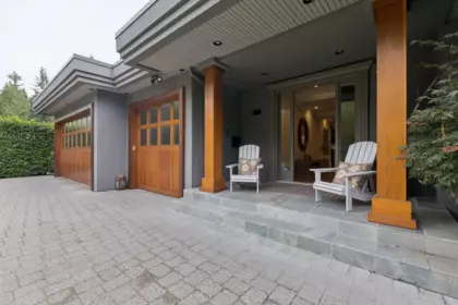 4176 Virginia Crescent, North Vancouver, BC, North vancouver — Single Family Residence for sale