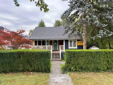 2214 Clarke Street, Port Moody, BC, Port Moody — Single Family Residence for sale