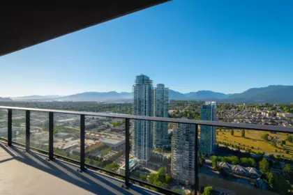 Kitchen Photo of 3807 4168 Lougheed Highway, Burnaby, BC