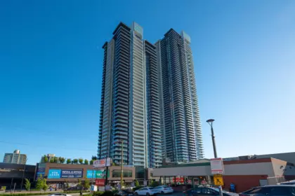 Outdoor Deck Photo of 3807 4168 Lougheed Highway, Burnaby, BC