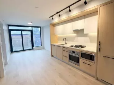 261 5189 Earles Street, Vancouver, BC, Vancouver — Apartment/Condo for sale