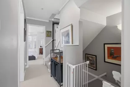 Entry Foyer Photo of 6 1642 E Georgia Street, Vancouver, BC