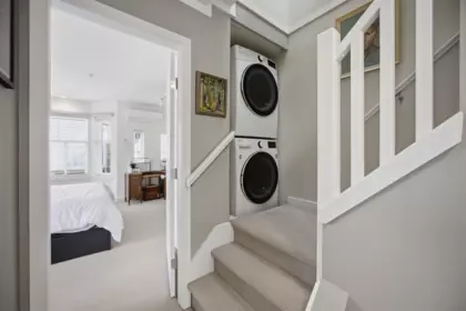Hallway Photo of 6 1642 E Georgia Street, Vancouver, BC