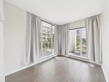 Laundry Room Photo of 202 13303 103a Avenue, Surrey, BC