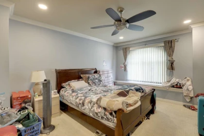 Basement Recreation Room Photo of 14078 68 Avenue, Surrey, BC