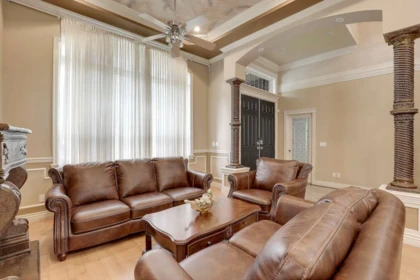 Family Room Photo of 14078 68 Avenue, Surrey, BC