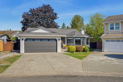 Living Room Photo of 21316 89a Avenue, Langley, BC