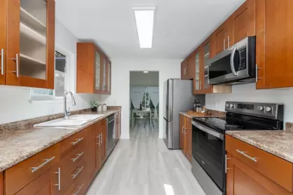 Kitchen Island Photo of 9 36060 Old Yale Road, Abbotsford, BC