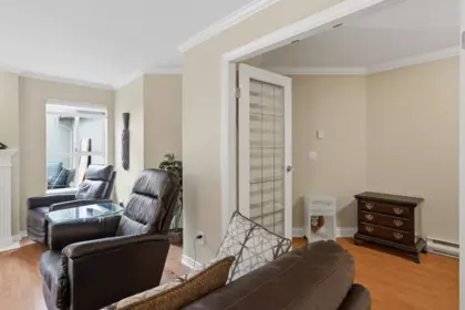 Dining Area Photo of 15272 20 Avenue, Surrey, BC