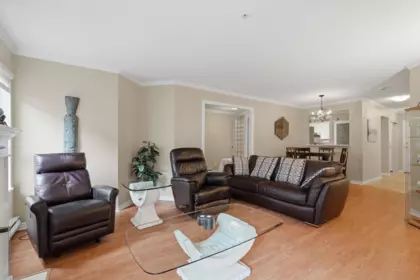 Family Room Photo of 15272 20 Avenue, Surrey, BC