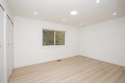 Bedroom 4 Photo of 6738 128b Street, Surrey, BC