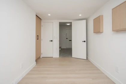Laundry Room Photo of 6738 128b Street, Surrey, BC