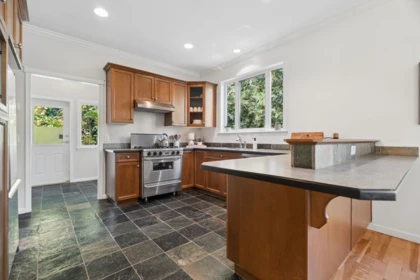 Office / Den Photo of 12121 264 Street, Maple Ridge, BC