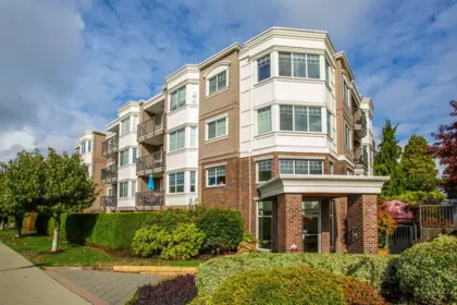 Exterior Rear Photo of 305 15389 Roper Avenue, White Rock, BC