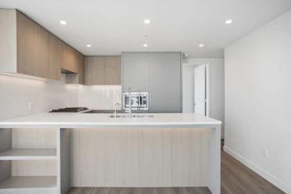 1408 6608 Sussex Avenue, Burnaby, BC, Burnaby — Apartment/Condo for sale