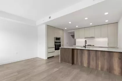 304 3590 W 39th Avenue, Vancouver, BC, Vancouver — Apartment/Condo for sale