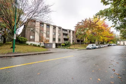 212 3921 Carrigan Court, Burnaby, BC, Burnaby — Apartment/Condo for sale