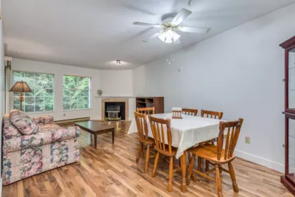 303 2963 Burlington Drive, Coquitlam, BC, Coquitlam — Apartment/Condo for sale