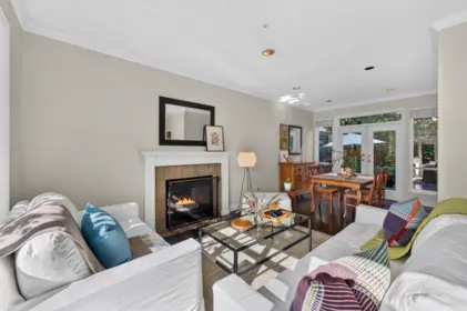 135 E 43rd Avenue, Vancouver, BC, Vancouver — Single Family Residence for sale