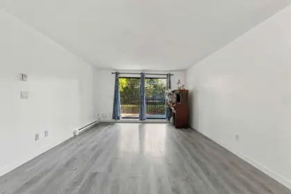 106 15288 100 Avenue, Surrey, BC, Surrey — Apartment/Condo for sale