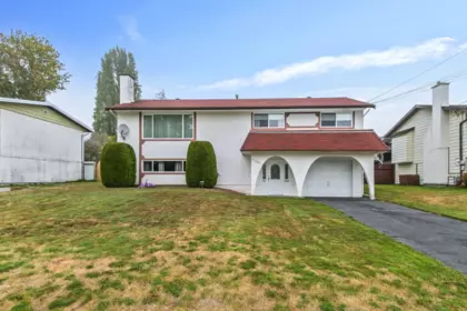 11235 78a Avenue, Delta, BC, Delta — Single Family Residence for sale